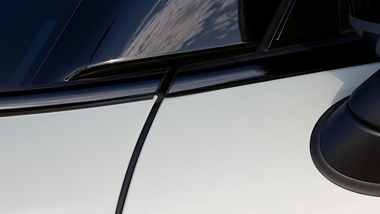MINI triduris Cooper SE – Kėbulą puošiančios  juostos - Piano Black juodos spalvos